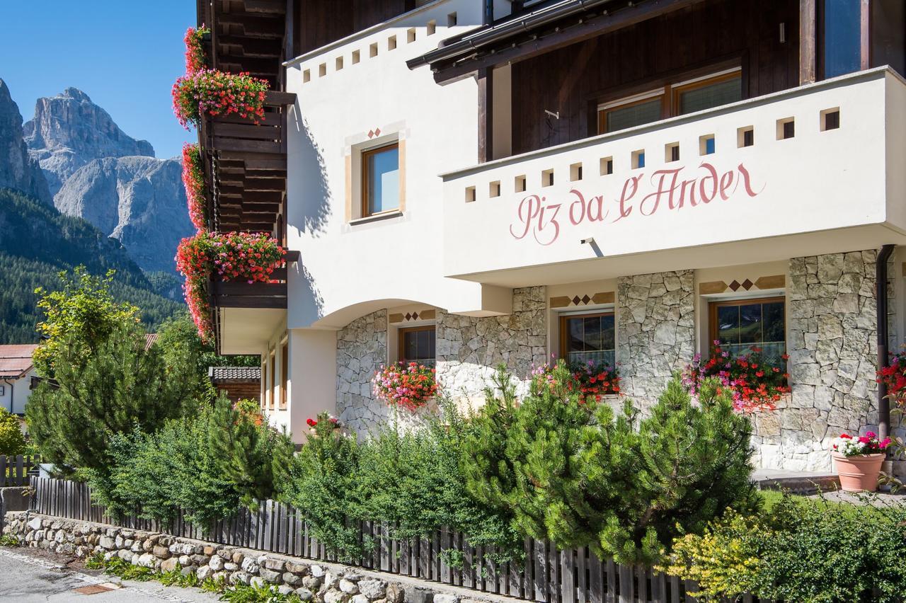 Garni Piz Da L'Ander Hotel Corvara In Badia Exterior photo