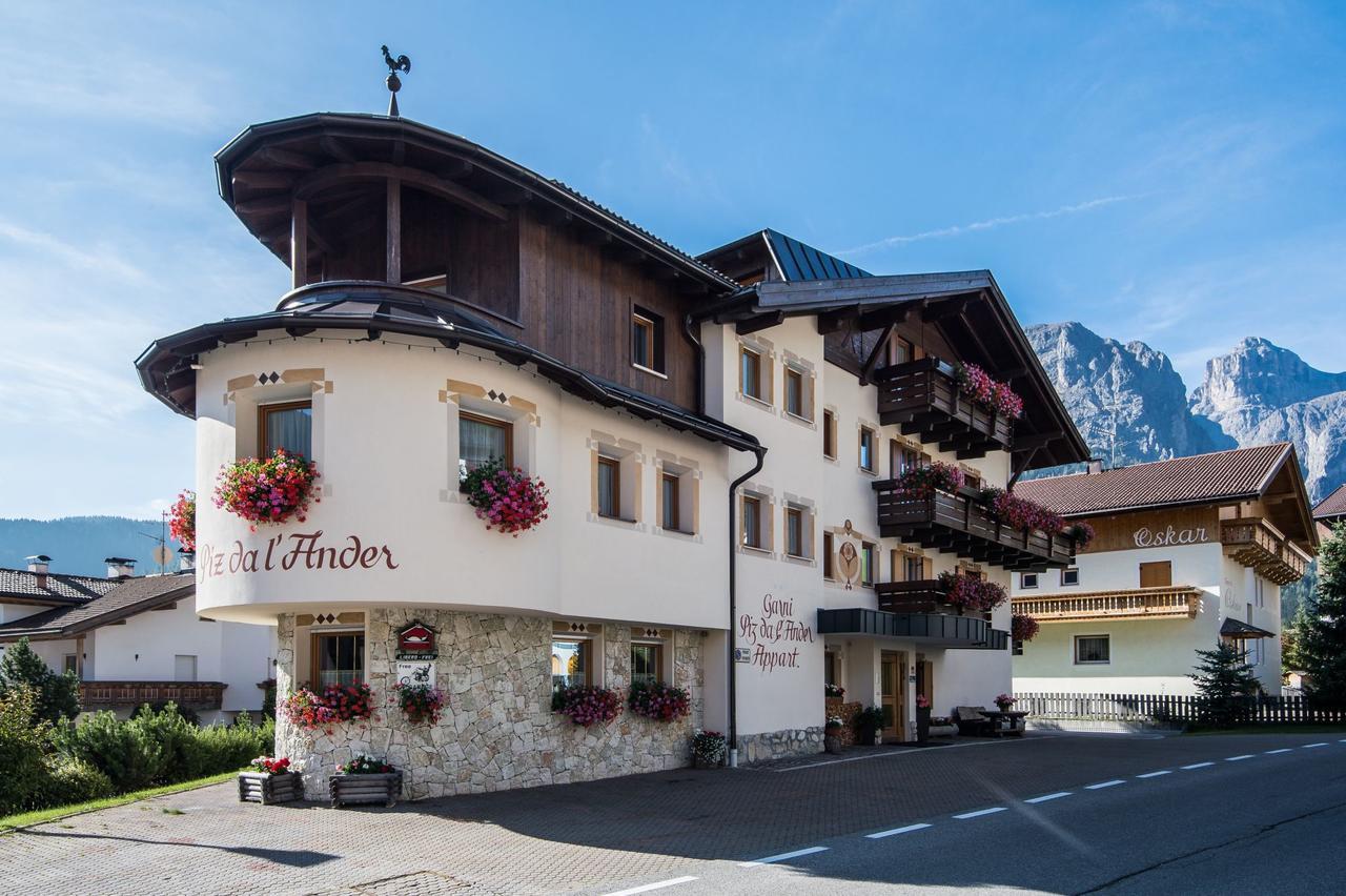 Garni Piz Da L'Ander Hotel Corvara In Badia Exterior photo
